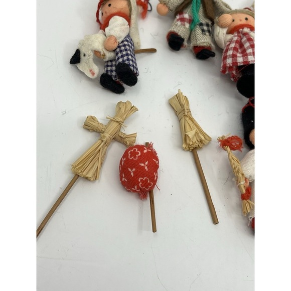 Mini Dutch? Ethnic Folk‎ Art Doll Ornaments 3" 8 Figures Hobby Horse Accessories - Picture 3 of 7